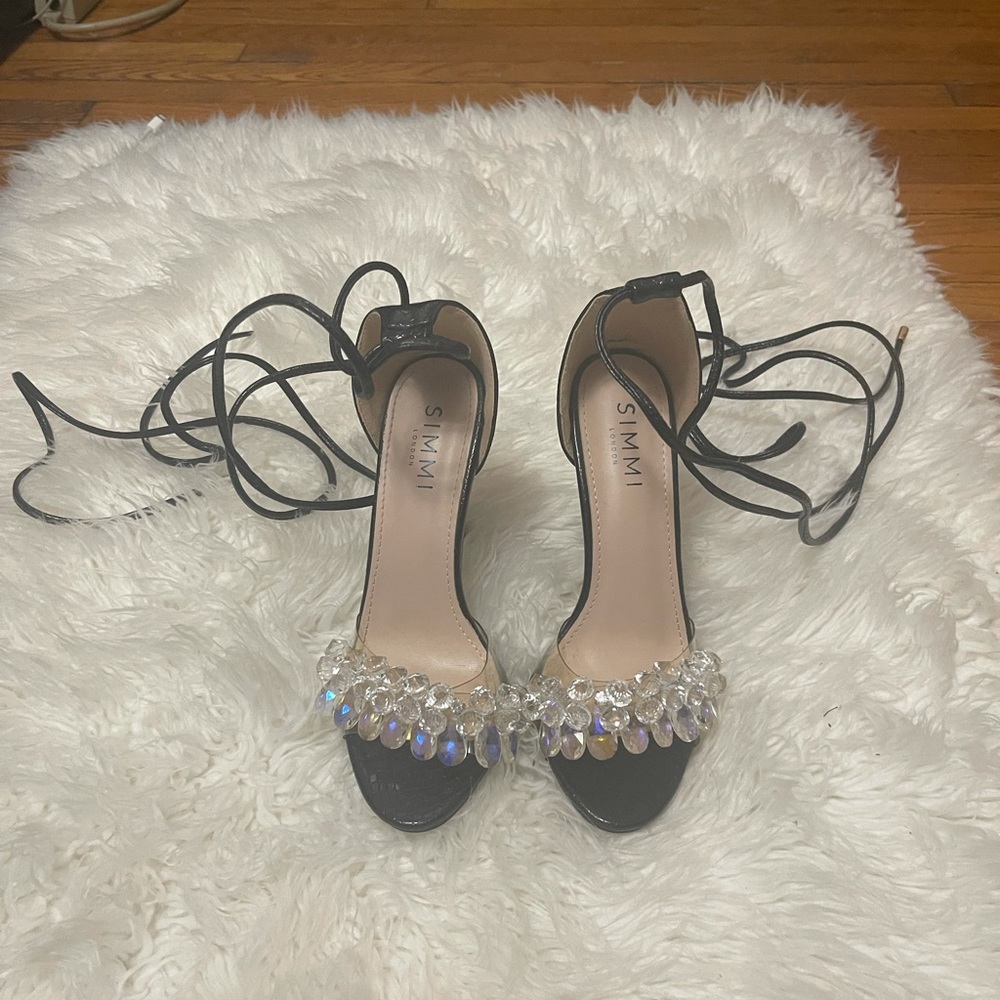 SIMMI SHOES black heels